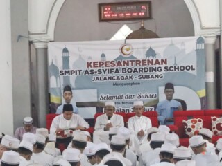 TASYAKUR KHATMIL QURAN DARRELL HAMMAM LUTHFIADI DAN MUHAMMAD FARHAN RAFLIANWAR