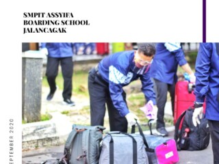 MURID KELAS IX, ANGKATAN PERTAMA YANG KEMBALI  KE SMPIT AS-SYIFA JALANCAGAK