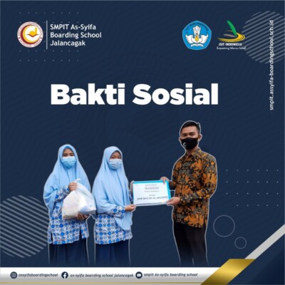 Murid Kelas 7 As-Syifa Boarding School Beri Sembako untuk Jamaah Masjid Sekitar Sekolah