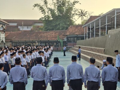 Tekad Sukses 2025: Menyambut Tahun Ajaran Baru dengan Semangat, Akhlak, dan Prestasi