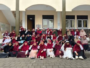 Semangat Kemerdekaan Membara di Lapangan SMPIT As-Syifa