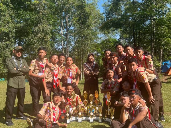 Pramuka SMPIT As-Syifa Sabet  Juara Umum Jambara 2025