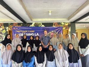 Upgrade Skill, Upgrade Confidence: Duta Bahasa Belajar Bersama Native Speaker