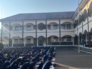 Ramuan Ajaib Tumbuhkan Minat Baca Murid *