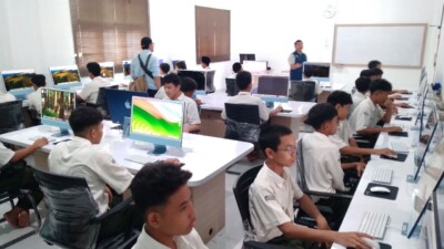 School Tour ke  SMK IT As-Syifa