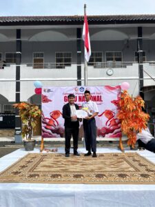 photo 6136417353340750728 w