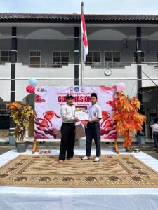 photo 6136417353340750734 w