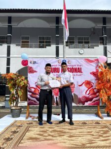 photo 6136417353340750747 w