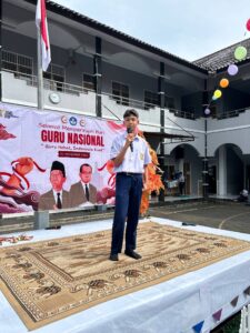 photo 6136417353340750750 w