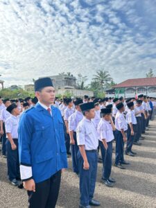 photo 6136417353340750781 w