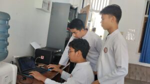 Bersiap Bersinar! Murid Kelas 9 As-Syifa Jalani Pembimbingan Menjelang Presentasi KTI 34 pp9