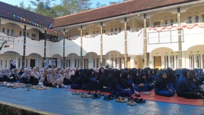 Semarak Maulid Nabi Muhammad Saw., SMPIT As-Syifa Jalancagak Gelar Tabligh Akbar dan Beragam Lomba 5 6082300469058410655