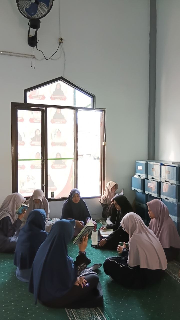 Melampaui Target: Kisah Murid yang Berburu Pahala di Luar Jam Kelas