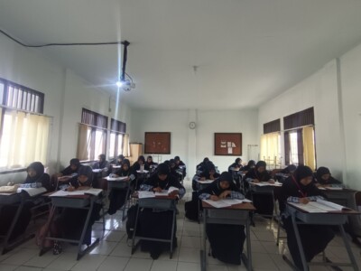 Kenali Potensi dan Karakter Murid, SMPIT As-Syifa Boarding School Jalancagak Gelar Psikotes Kelas VII 5 ps5