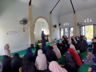 BPA SMPIT As-Syifa Jalancagak Putri Gelar Taskif “Menjadi Teman yang Asyik”