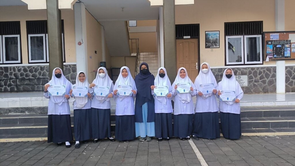 Berlomba dalam Kebaikan Bersama Al-Qur’an: Apresiasi untuk Murid dengan Ziyadah Terbanyak 3 photo 6129558677116097233 y